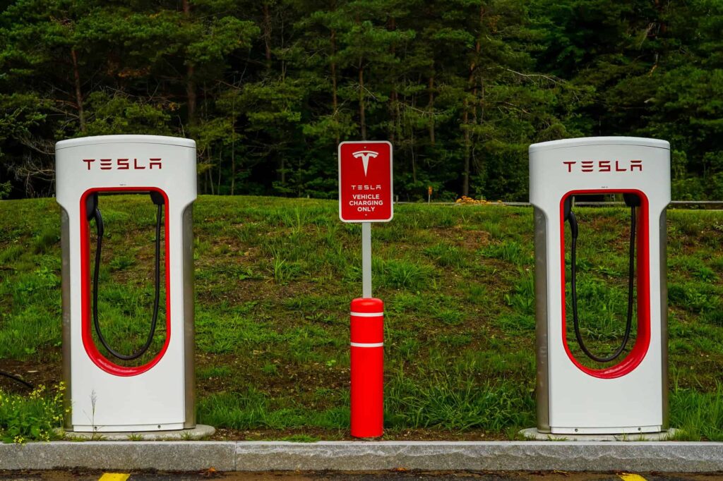 Can non Tesla cars use Superchargers